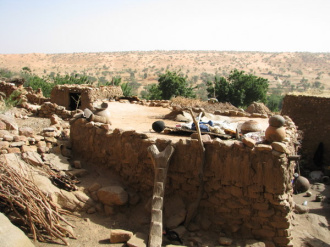 03 Le Village Et La Plaine